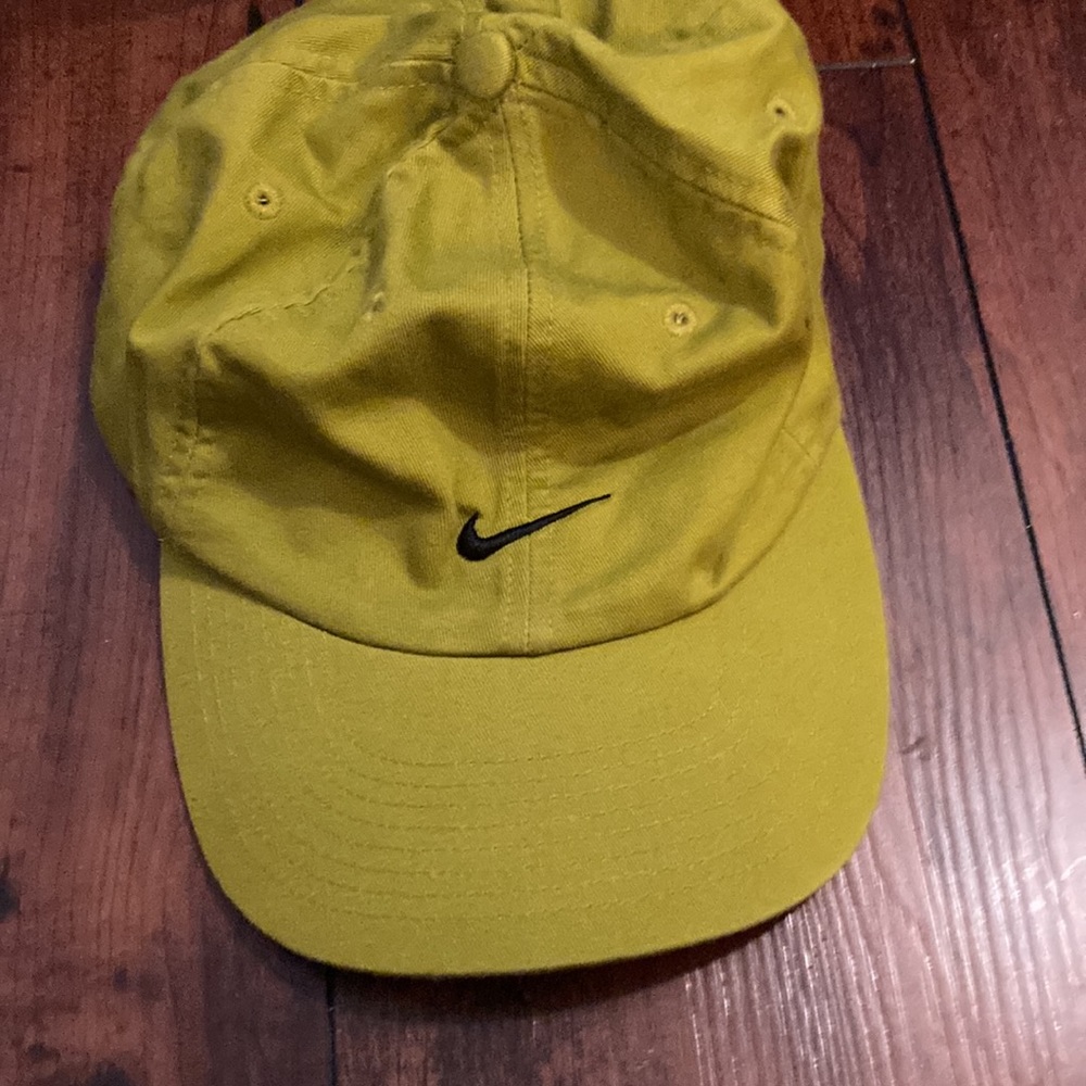 Assorted baseball caps - Picture 6 of 6